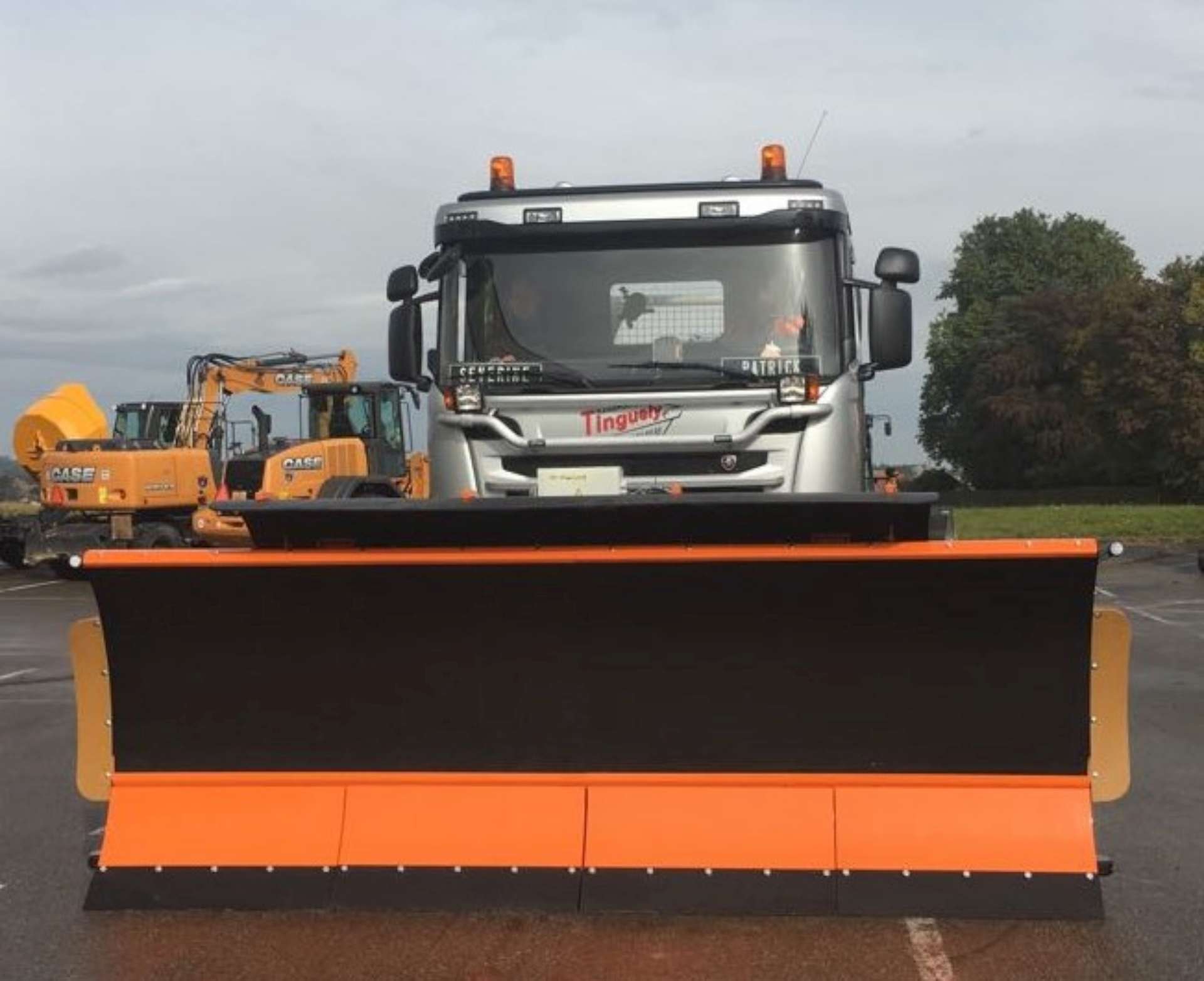 Camion Lame A Neige Orange Carrosserie Sensi