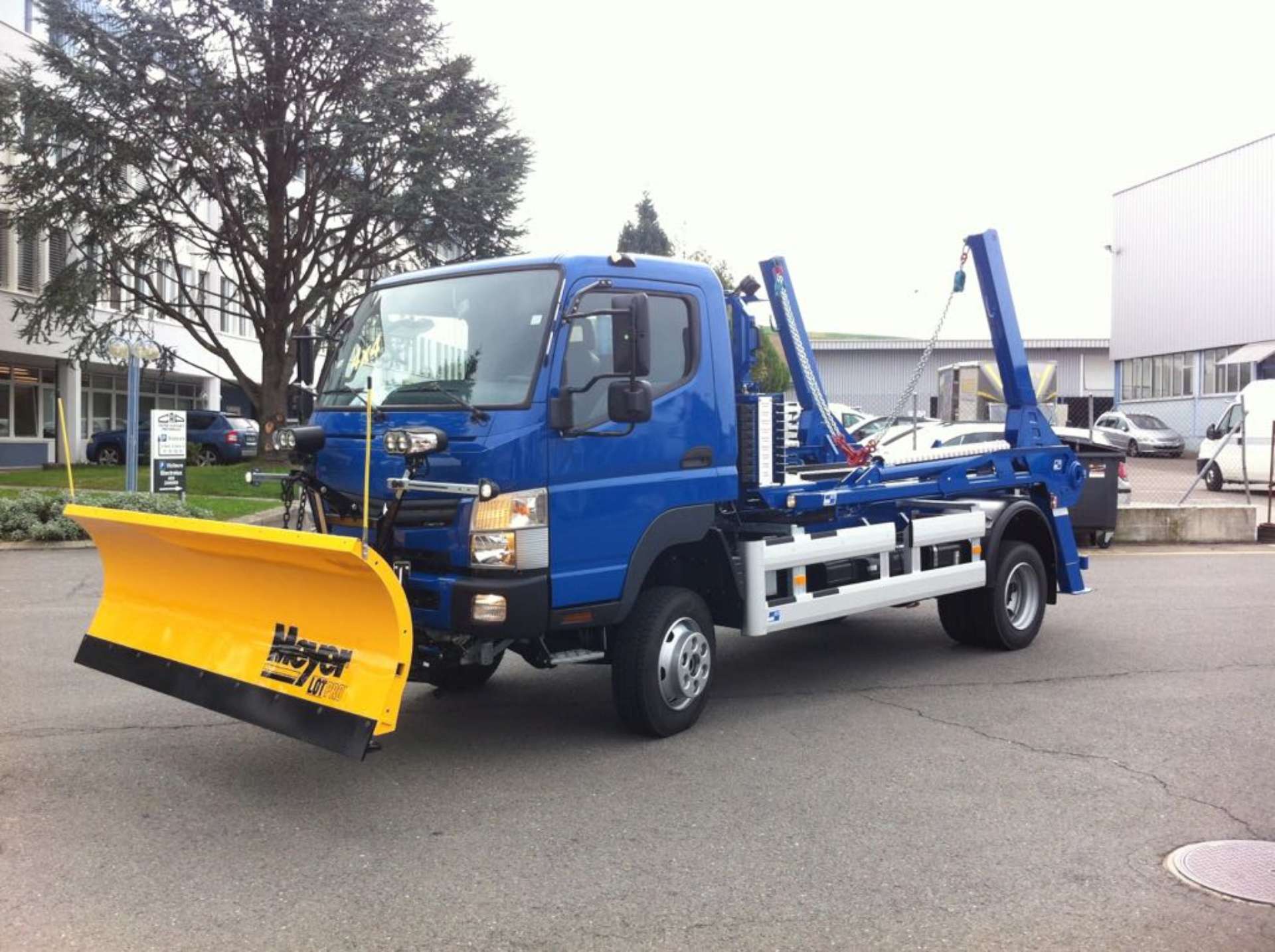 Vehicule Utilitaire Lame A Neige Carrosserie Sensi