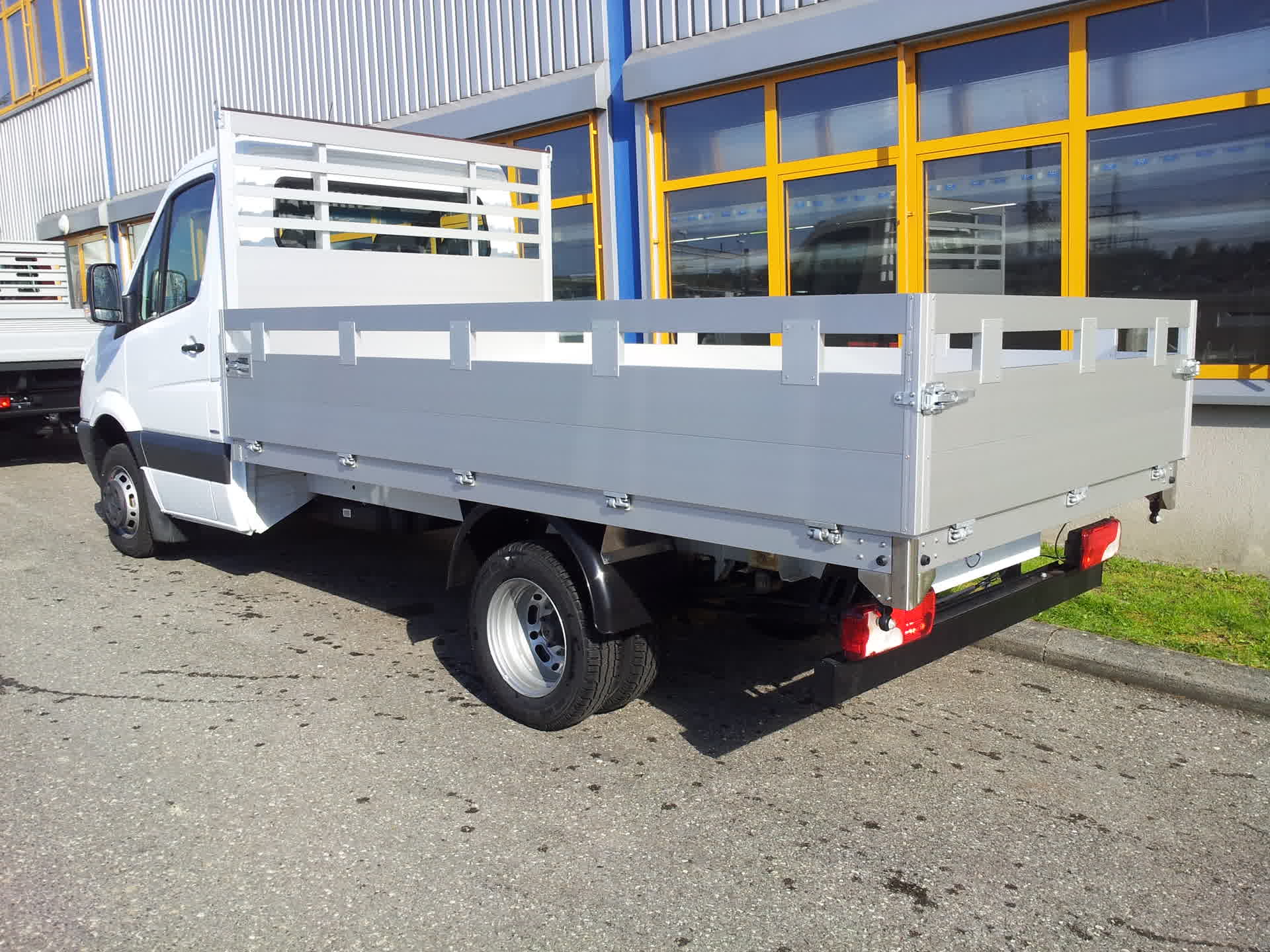 Ponts Fixes Utilitaire Plateau Aluminium Ridelles Carrosserie Sensi